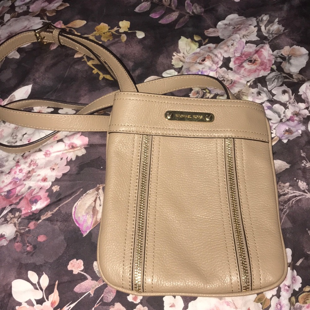 New Michael Kors Crossbody